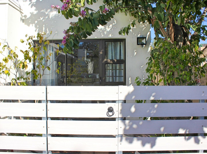 Western Cape Accommodation at Barnacle Tree | Viya