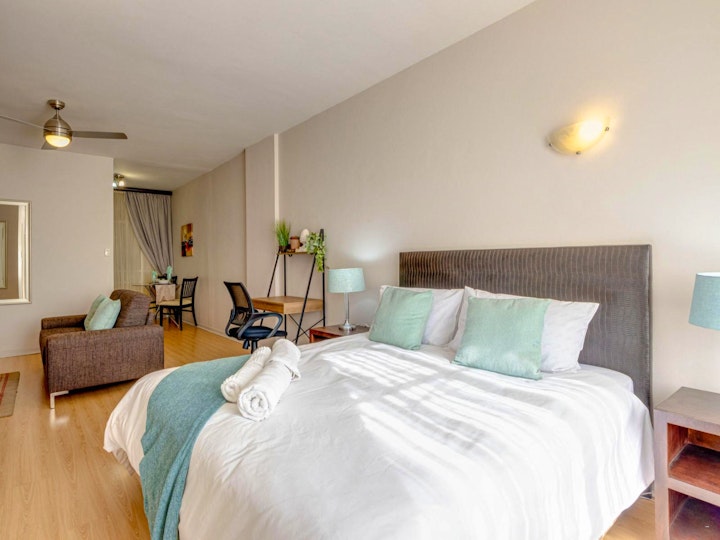 Gauteng Accommodation at Rad Stays - 310 Illovo Mews | Viya