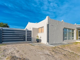 Struisbaai Accommodation at 32 Main Road | Viya