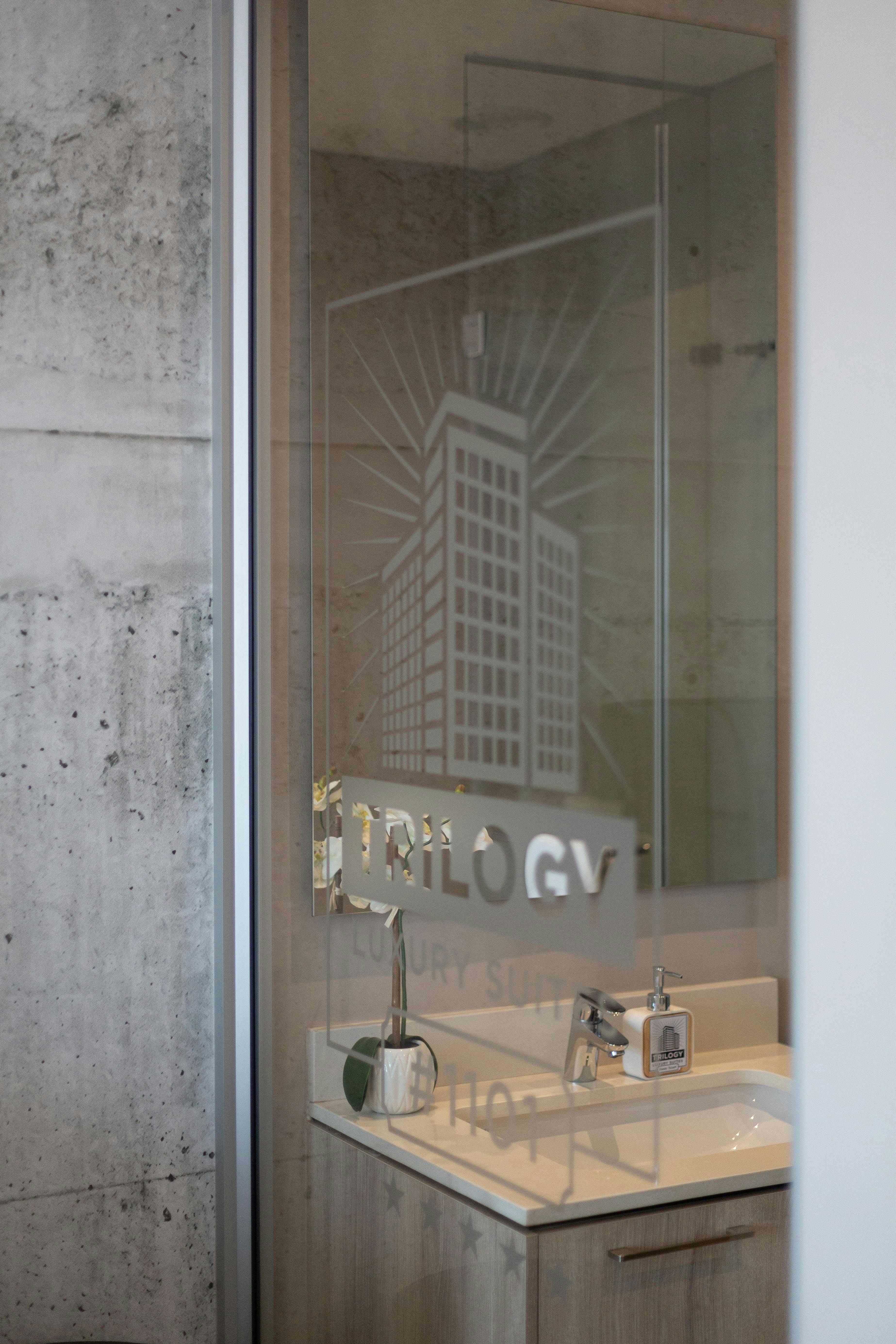 Trilogy Luxury Suites - Apartment 1101 image no 15 of 22