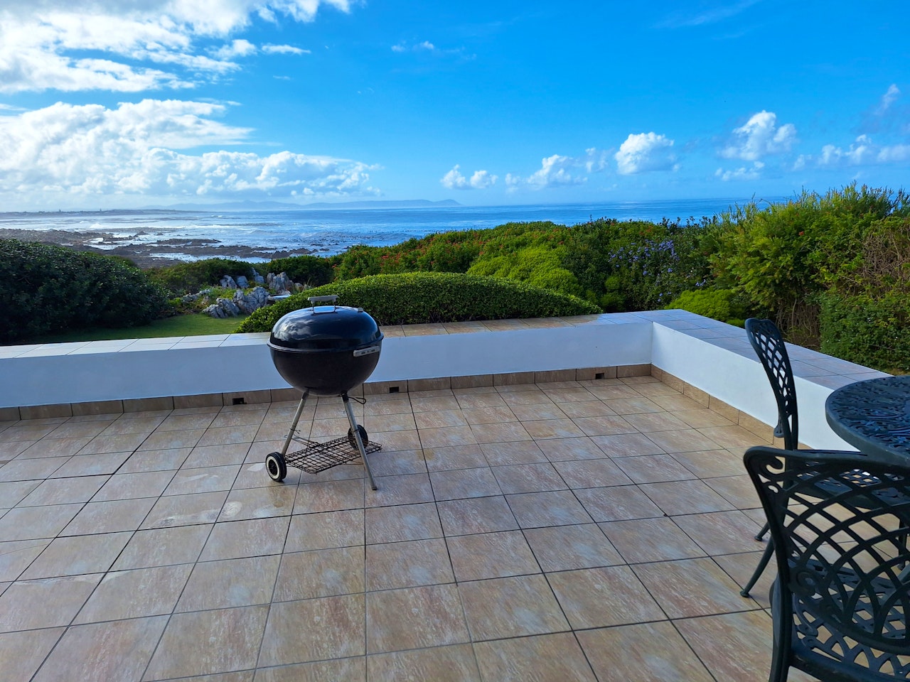 Hermanus Accommodation at  | Viya