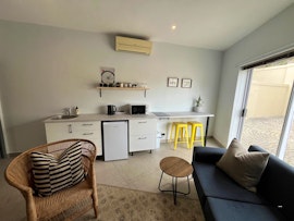 Cape Town Accommodation at One One Nine Dummer | Viya