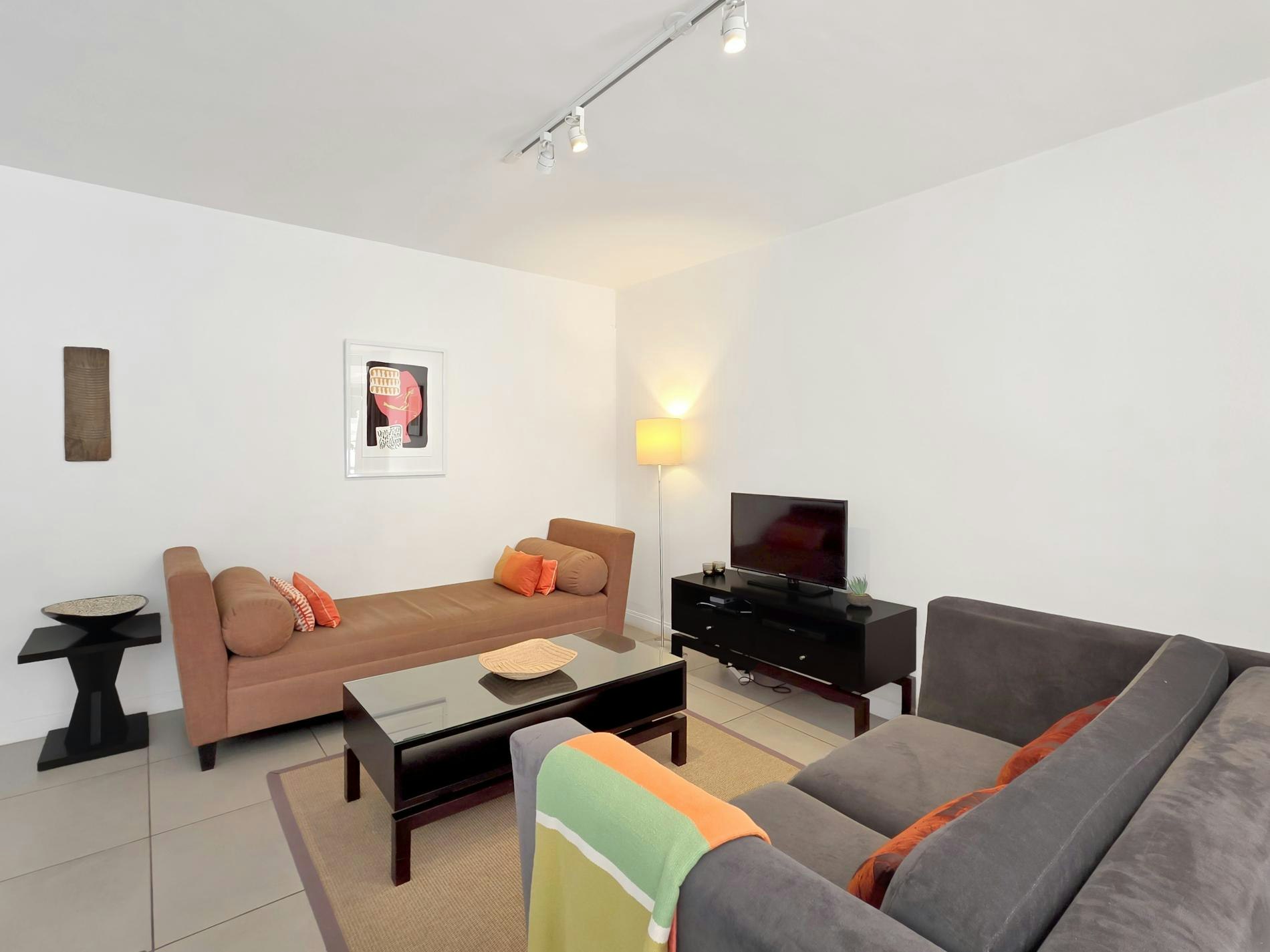 St Martini Gardens Garden Apartment image no 7 of 36