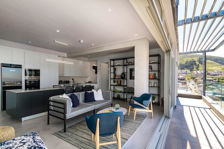 Cape Town Accommodation at Luxury City View Retreat 1502 | Viya