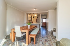 Cape Town Accommodation at Eight on Burnard | Viya