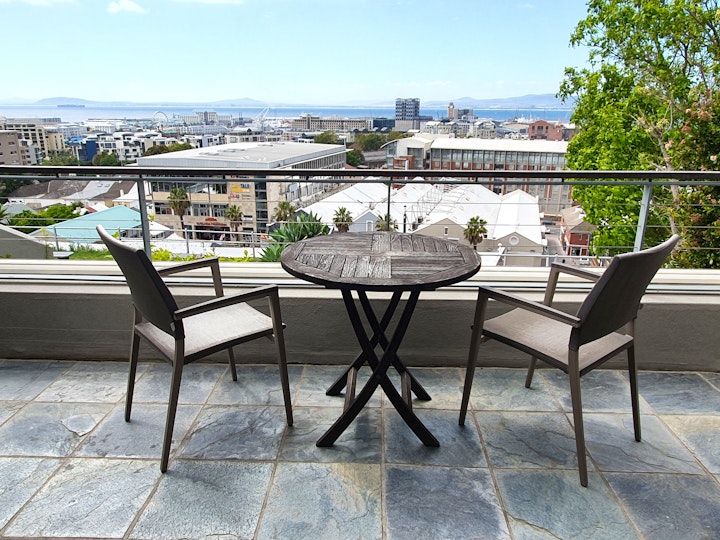 Cape Town Accommodation at 2 Bayview Terrace | Viya