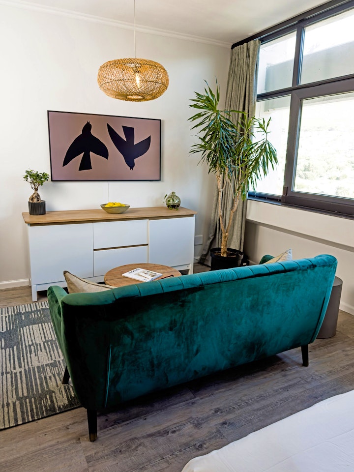 Cape Town Accommodation at Stylish Table Mountain View Apartment | Viya