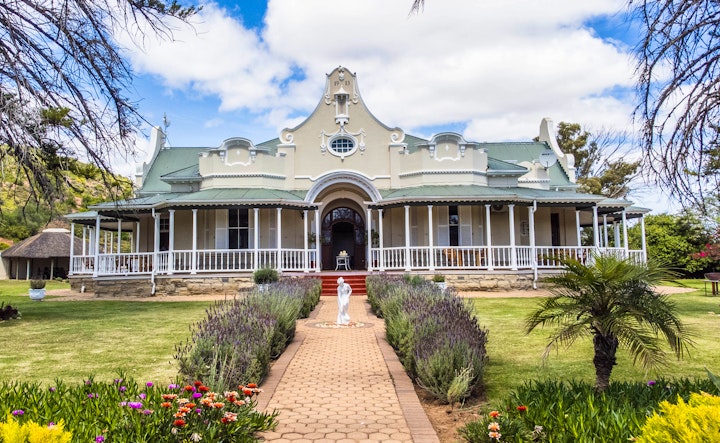 Western Cape Accommodation at Bakenskraal Ostrich Palace | Viya