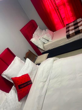 Northern Suburbs Accommodation at Queens and Kings Guesthouse | Viya