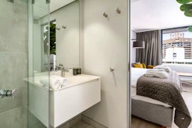 Cape Town Accommodation at Yellow Topaz | Viya