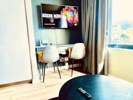 Cape Town Accommodation at Urban Elephant 2519 | Viya