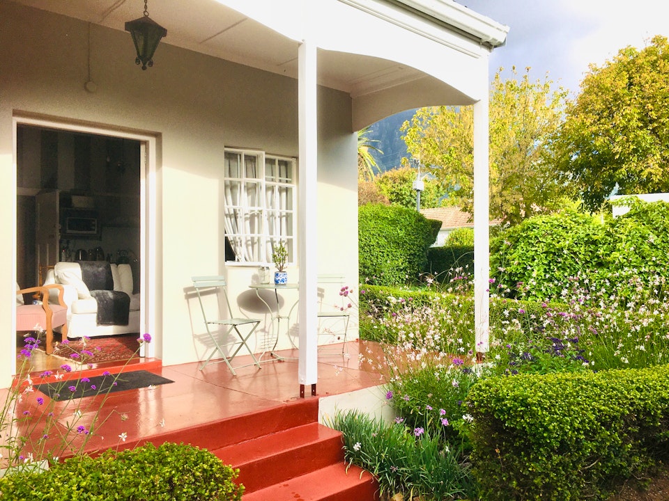 Southern Suburbs Accommodation at  | Viya