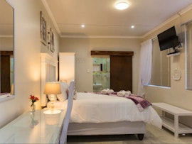Karoo Accommodation at Hearts Haven | Viya