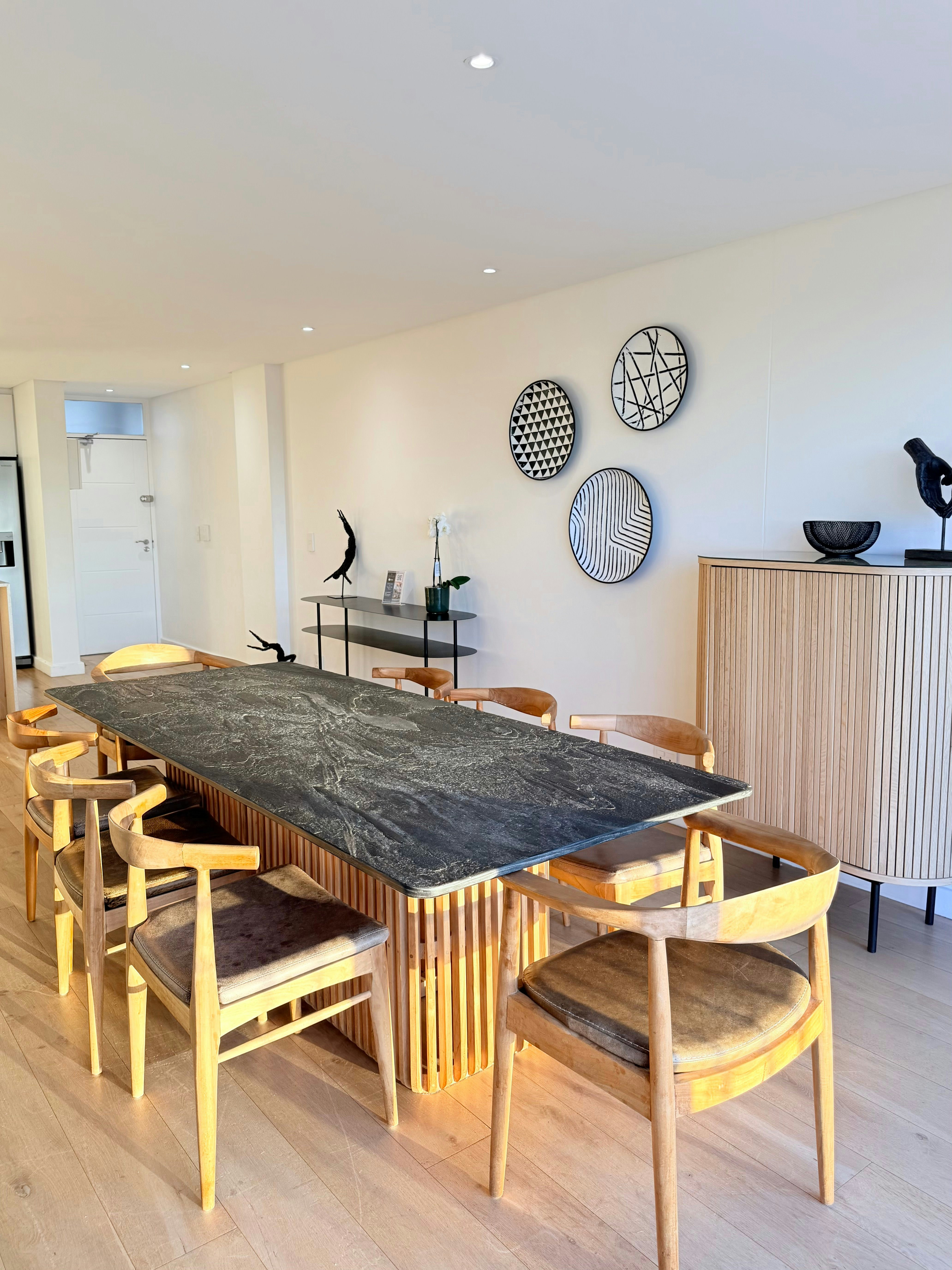 3 Bed 3 Bath Penthouse ICP606 image no 35 of 86