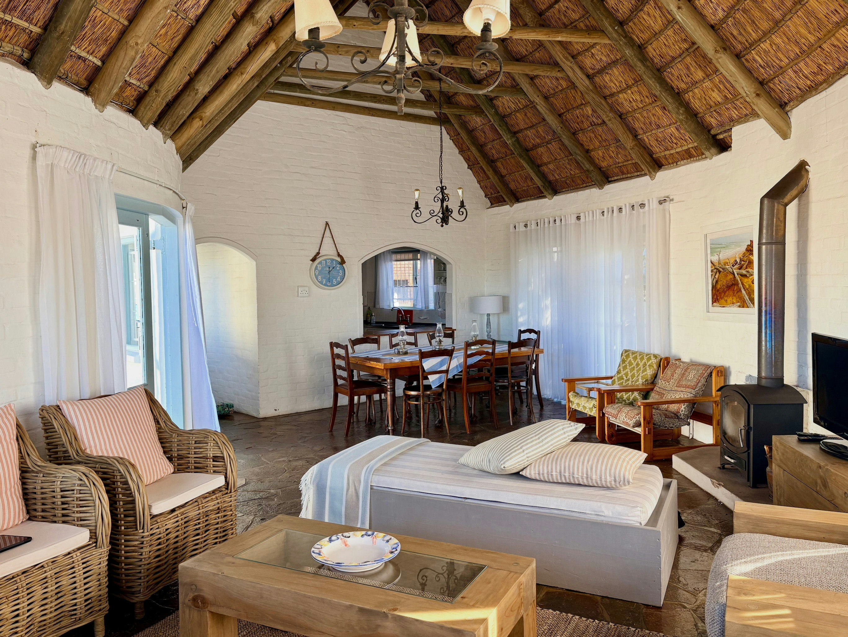 Stilbaai Family Holiday Home image no 9 of 21