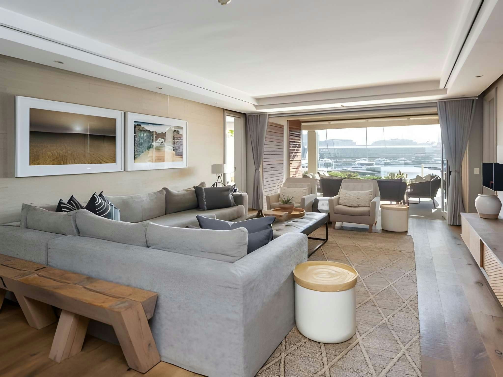 Mountain Marina - Three Bedroom Luxury Premier 3 image no 6 of 26