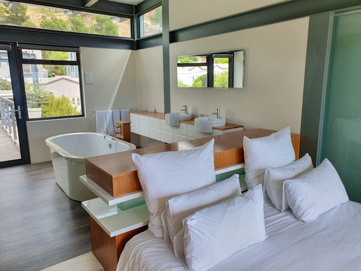 Western Cape Accommodation at 2 Bayview Terrace | Viya
