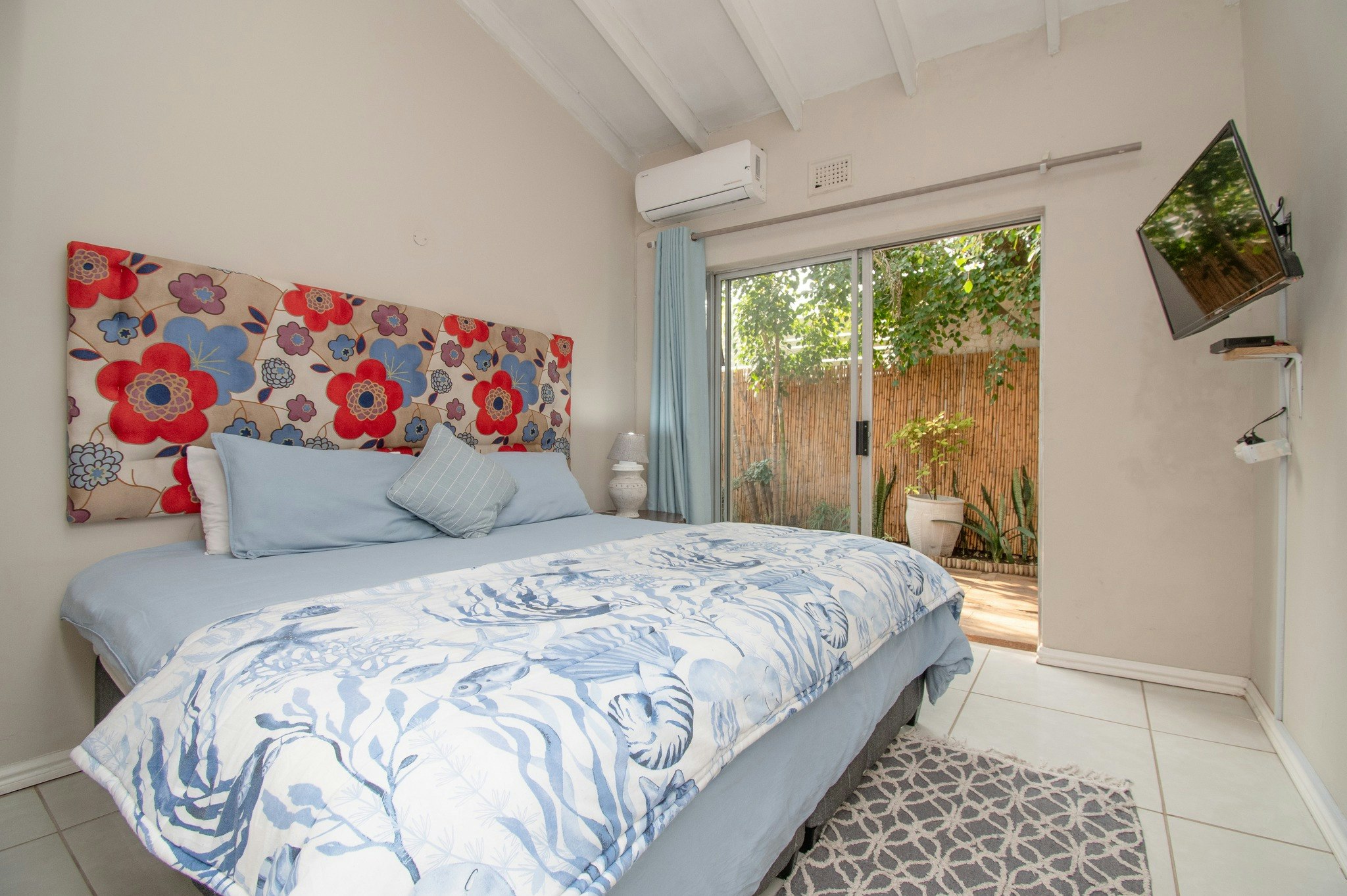 No.20 On the Beach Guesthouse image no 27 of 28