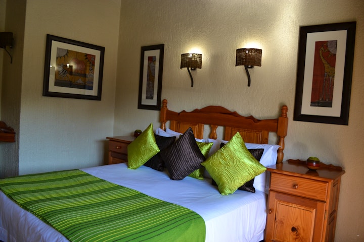 Mpumalanga Accommodation at Kruger Park Lodge Chalet 233 | Viya