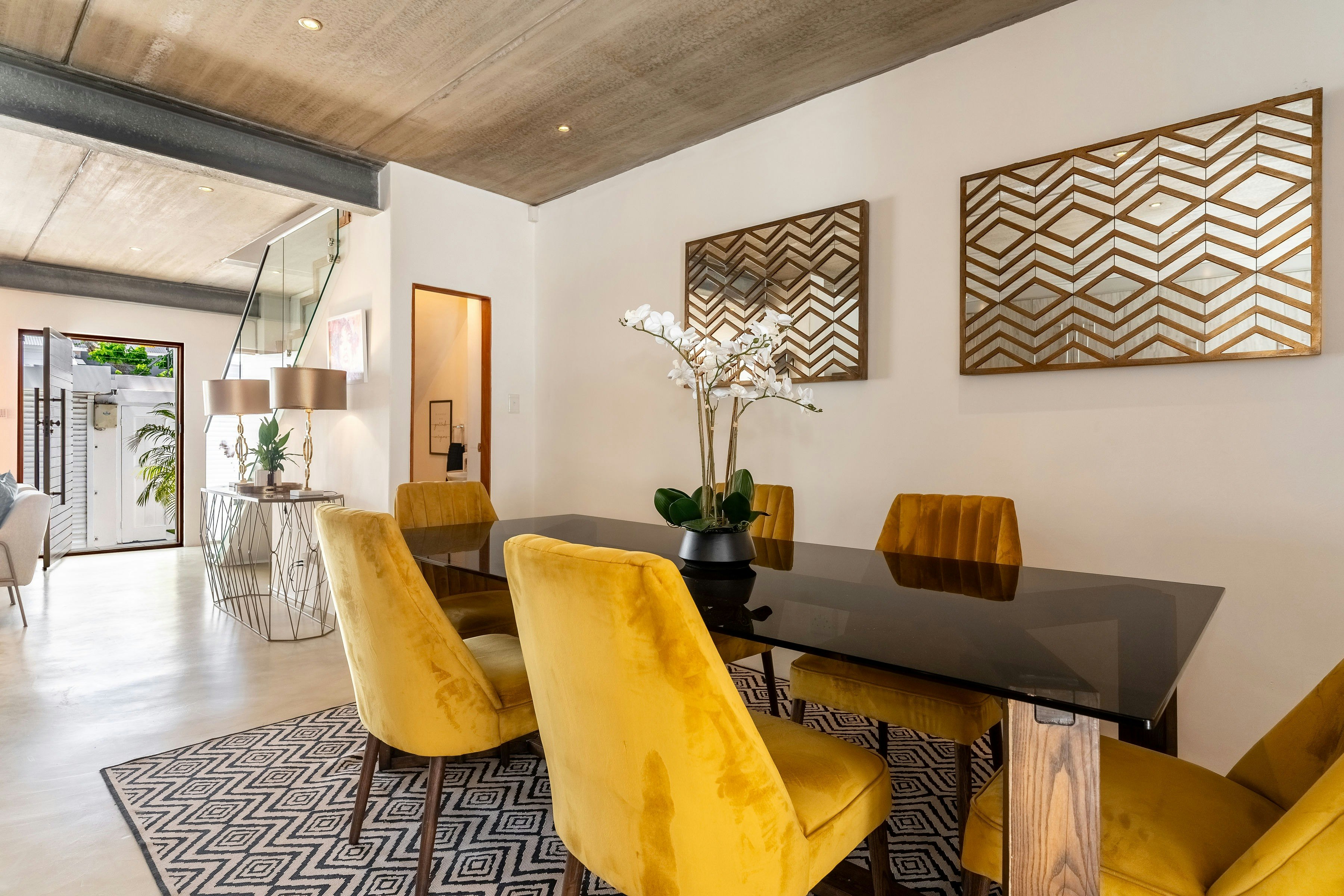 Modern Rustic Gem at the Foot of Table Mountain image no 11 of 32