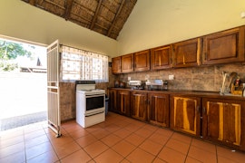 Centurion Accommodation at Thatch Haven Guesthouse | Viya