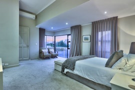 Bloubergstrand Accommodation at Vakansiehuis op Bay Beach Ave | Viya