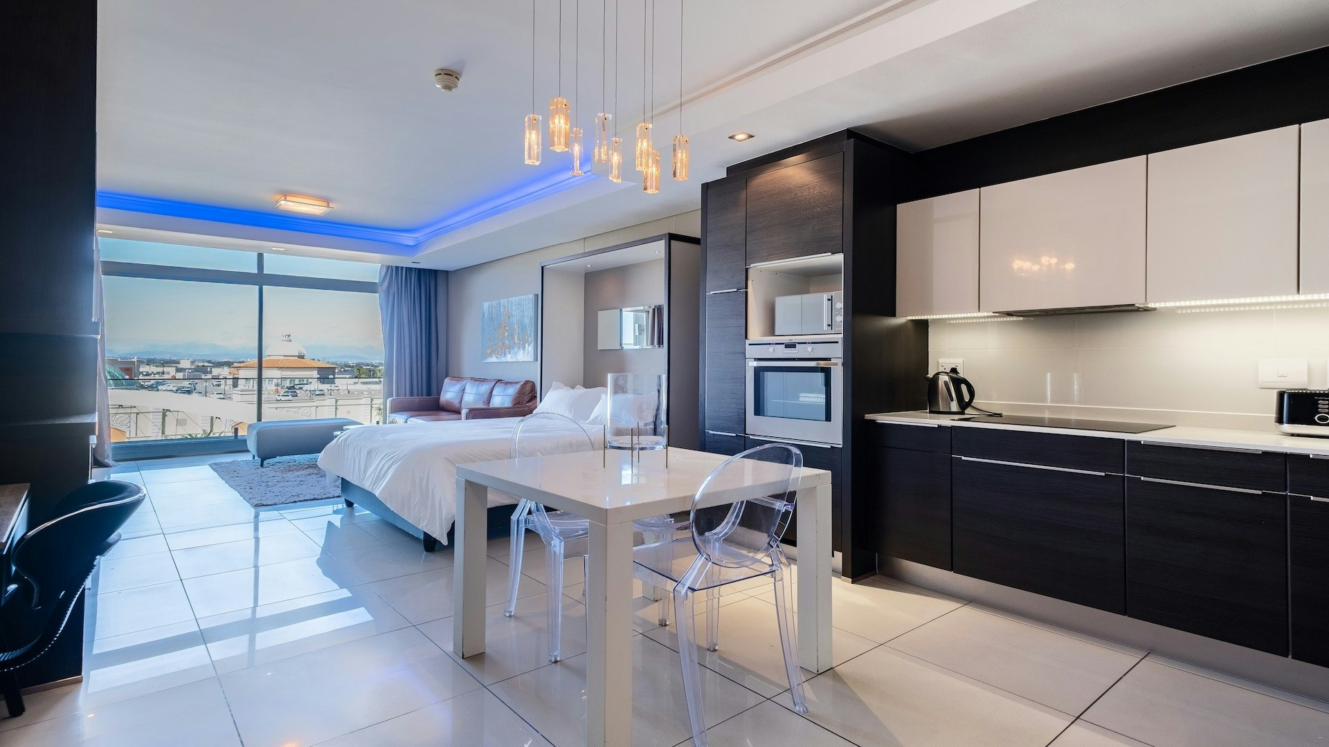 Crystal Towers Studio Apartment 310 image no 5 of 19