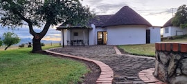 Clarens Accommodation at Twin Towers @ Fairview Estates | Viya