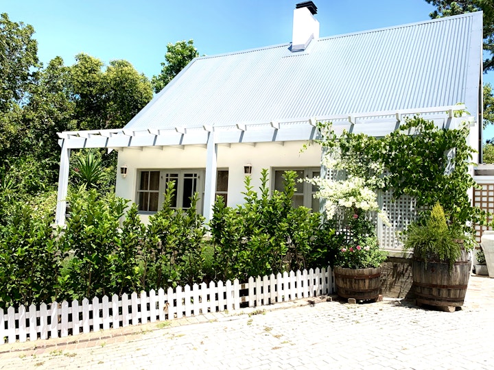 Cape Town Accommodation at One Oak Guest House | Viya