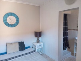 Gqeberha (Port Elizabeth) Accommodation at A Budget Beach Unit | Viya