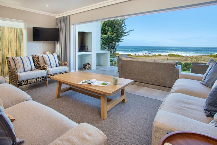 Overberg Accommodation at Seapearl Oceanfront Villa and Cottage | Viya