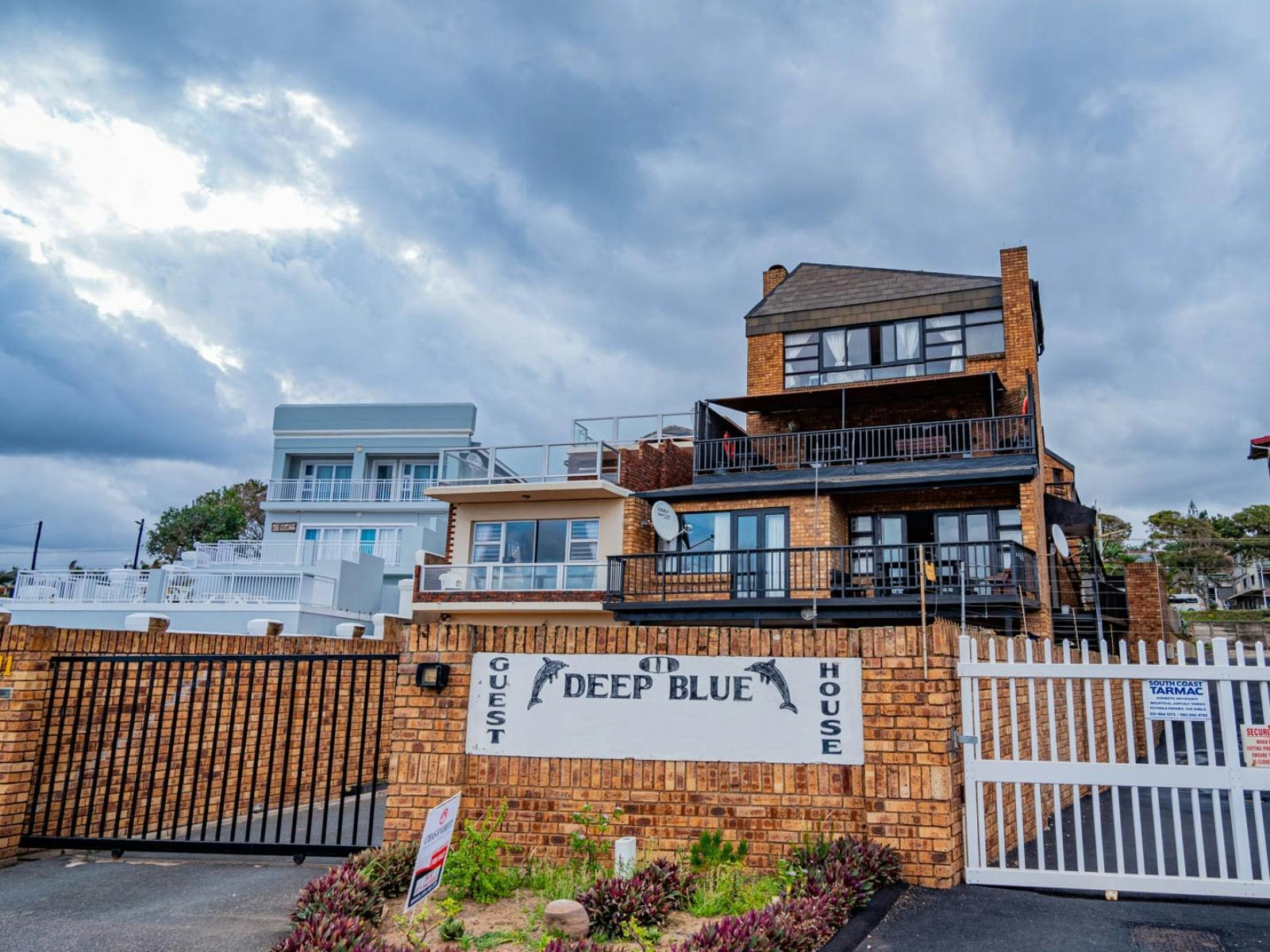 Deep Blue Guest House & Lodge | LekkeSlaap