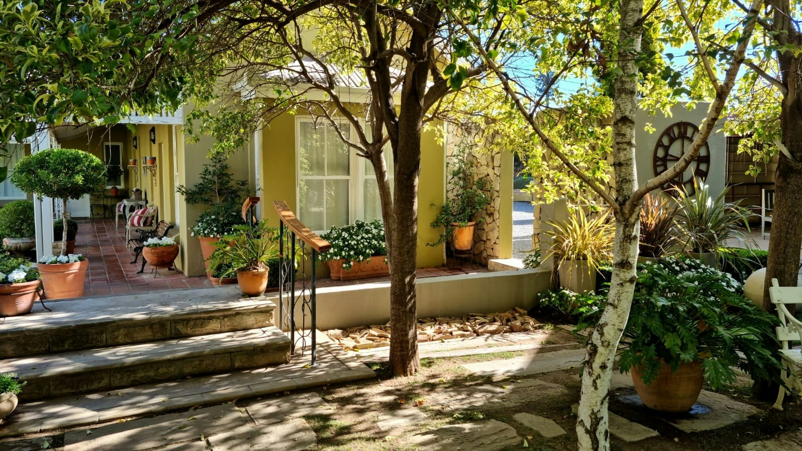 Roche House image no 4 of 13