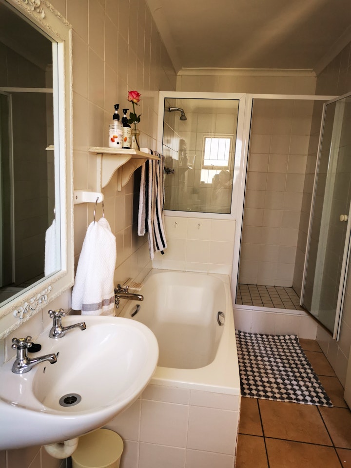 Western Cape Accommodation at Uitsig Guesthouse | Viya