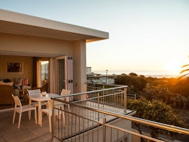 Cape Town Accommodation at Huus Dejuna | Viya