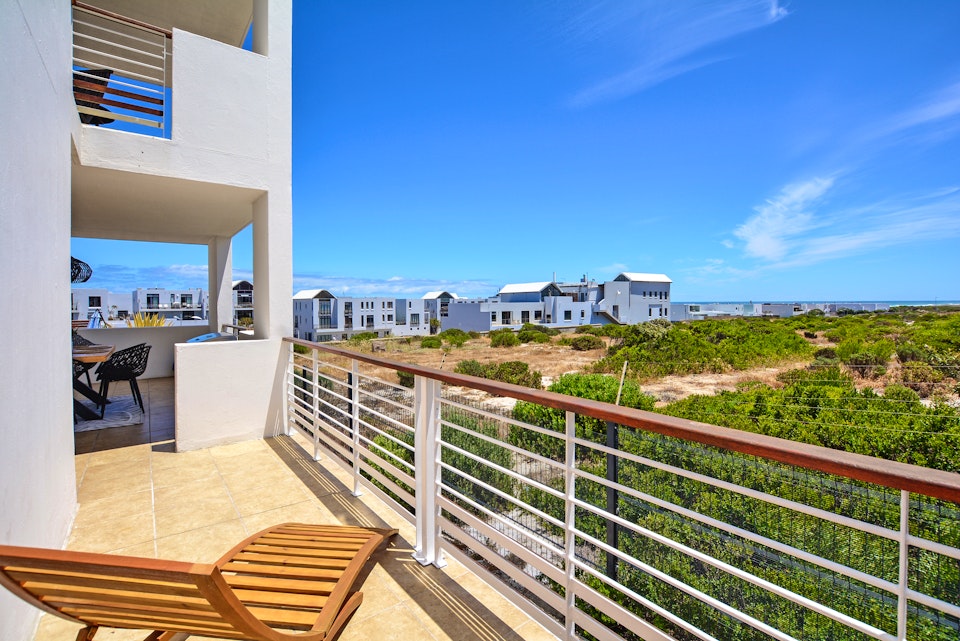 Bloubergstrand Accommodation at  | Viya