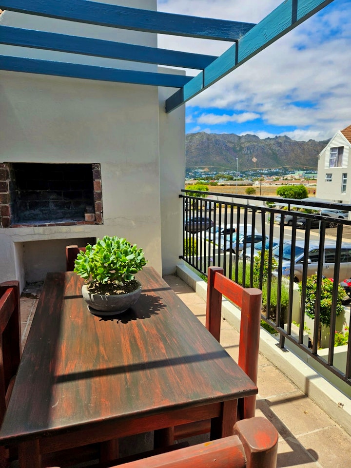 Cape Town Accommodation at Wining Whale | Viya