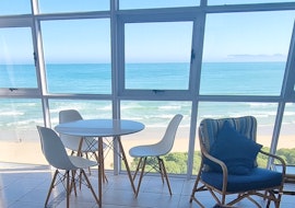 Cape Town Accommodation at St Tropez 703 | Viya