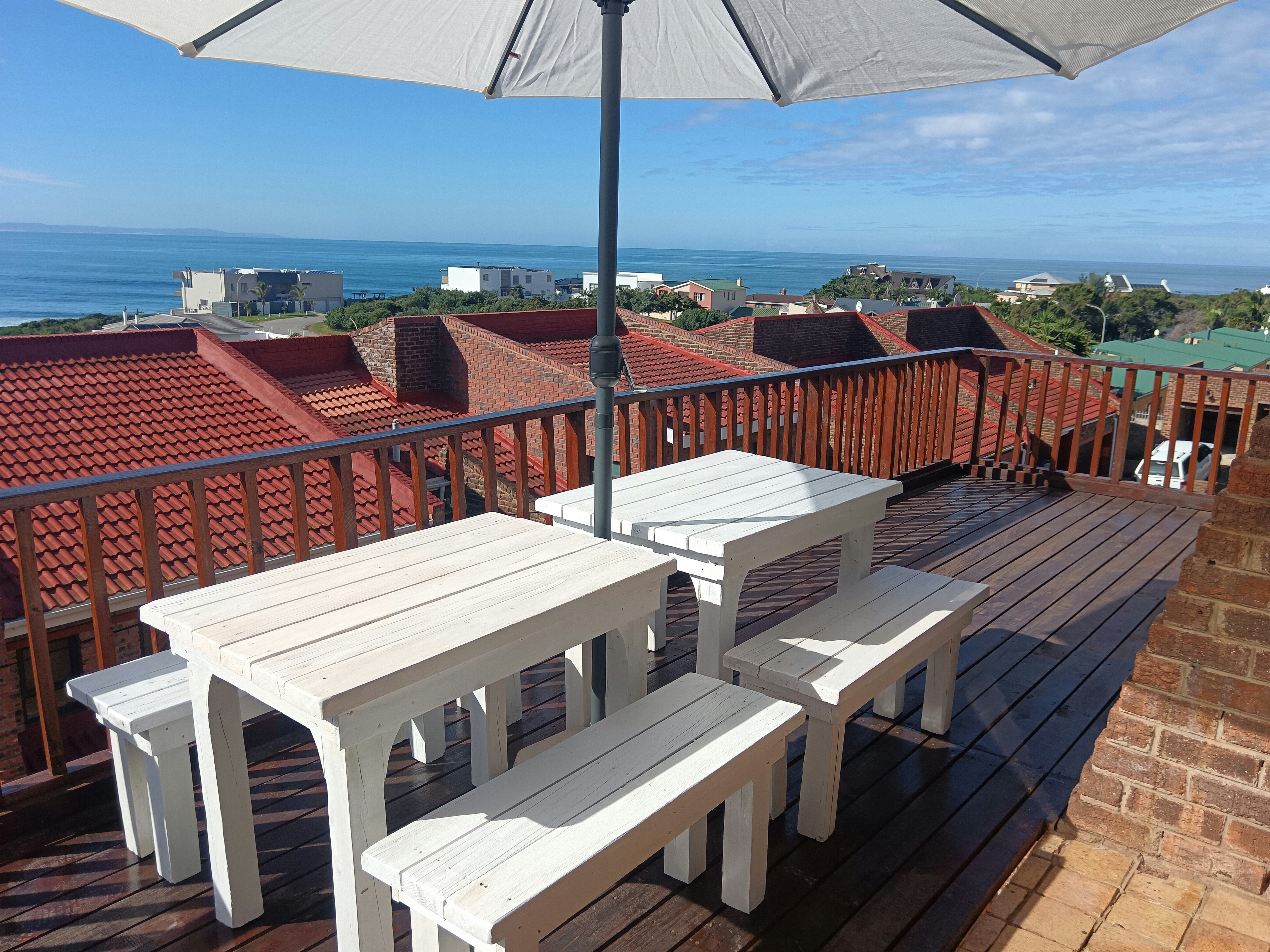 Lazy Days Apartments - JBay @ Point image no 1 of 19
