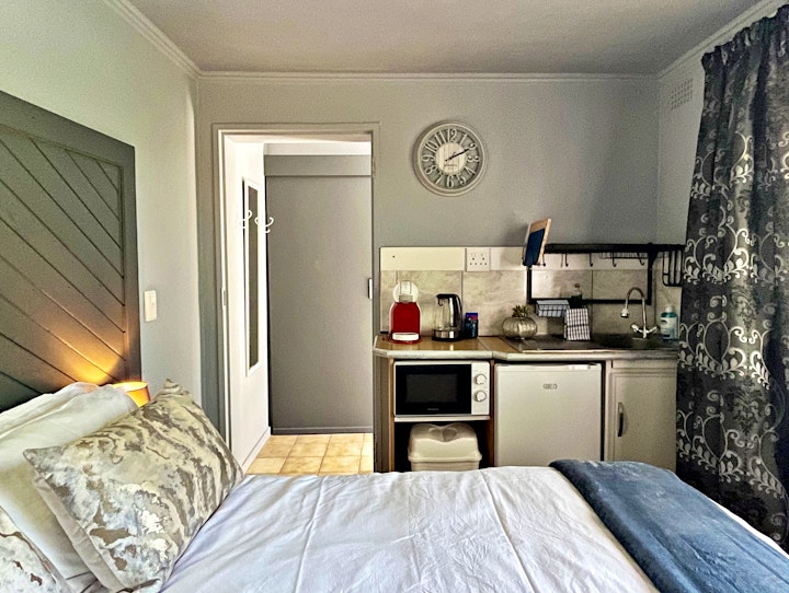 Cape Town Accommodation at Live Beautifully Accommodation | Viya