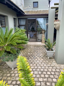 Mossel Bay Accommodation at Van Villa's 1 | Viya