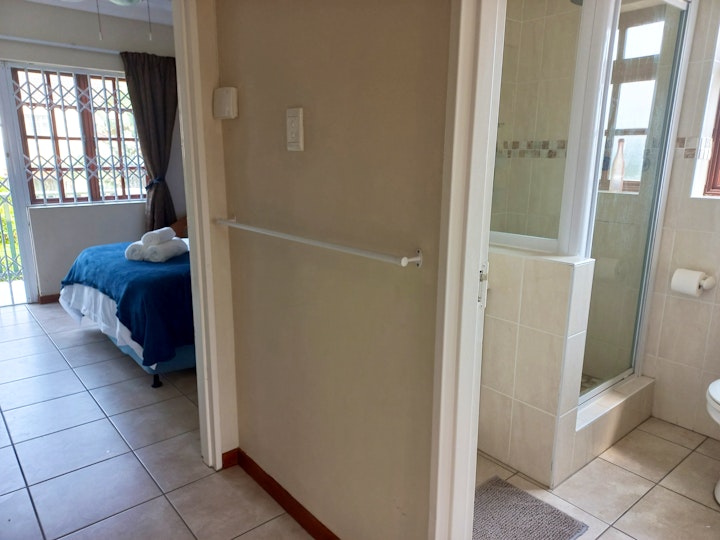 Eastern Cape Accommodation at 61 Settler Sands Beach Apartment | Viya