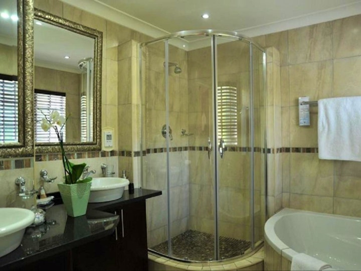 Johannesburg Accommodation at Gallo Manor Executive Bed & Breakfast | Viya
