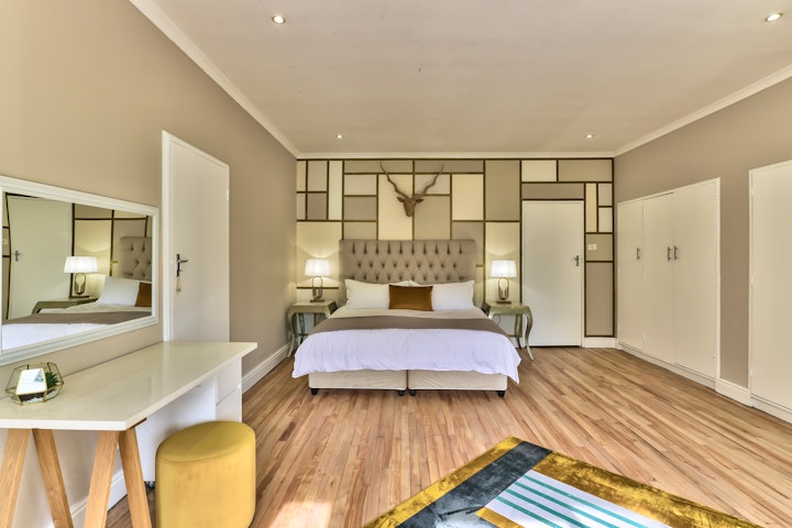 Southern Suburbs Accommodation at Maple House | Viya