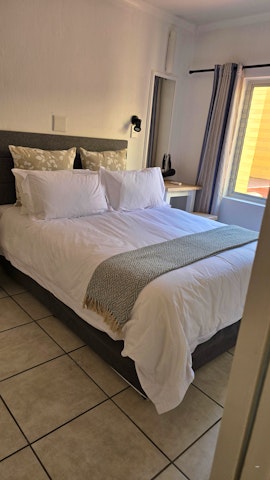 Ballito Accommodation at Chaka's Rock Beach Chalet 50 | Viya