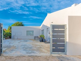 Struisbaai Accommodation at 32 Main Road | Viya