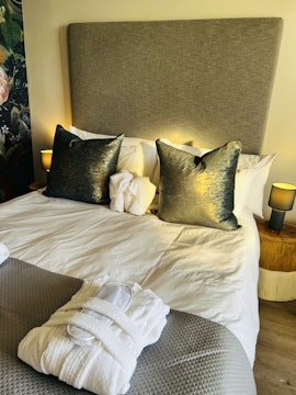 Cape Town Accommodation at Urban Elephant 2118 | Viya