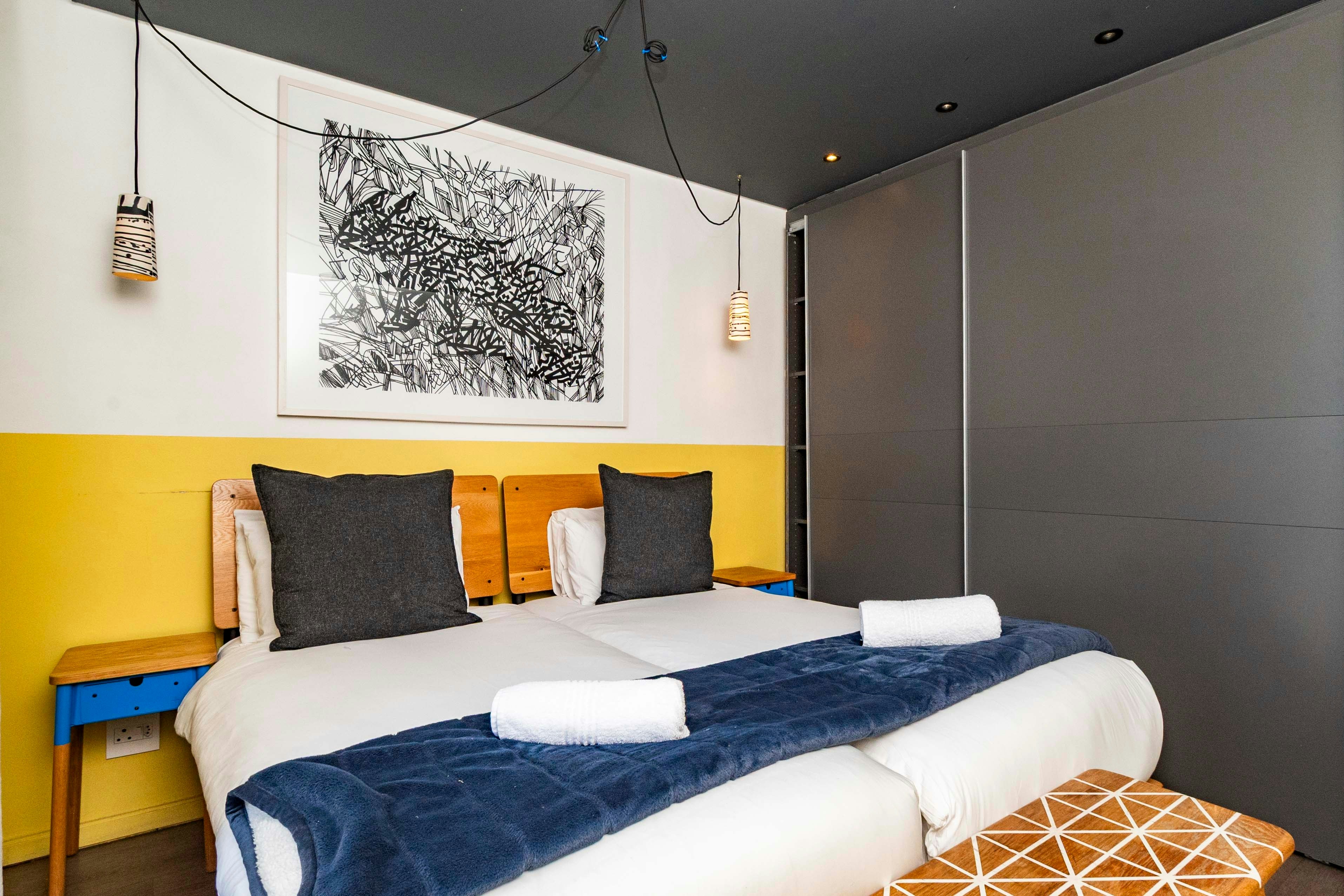 WEX 1 City Living | Modern 2-Bedroom image no 8 of 18