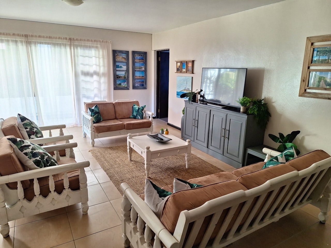 Jeffreys Bay Accommodation at  | Viya