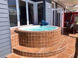 Knysna Accommodation at Thesen Islands Dry Mill Marina Penthouse | Viya